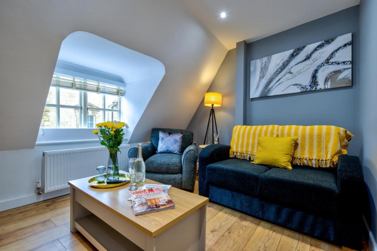 Stamford Central Stay - Stylish 2-Bed Apartment With Wifi Екстериор снимка